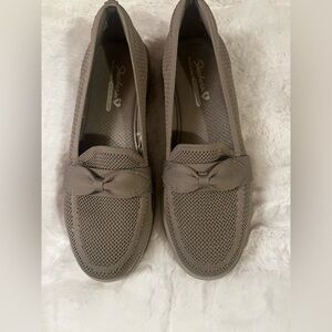 Skechers Taupe Mesh Bow Flats